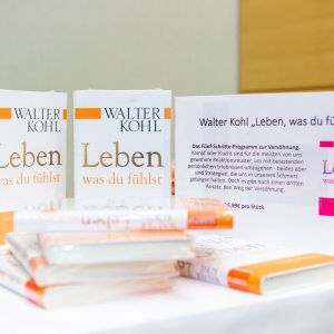 SMIC-Nuernberger-Unternehmer-Kongress-2019-1610-Buch-Walter-Kohl.jpg